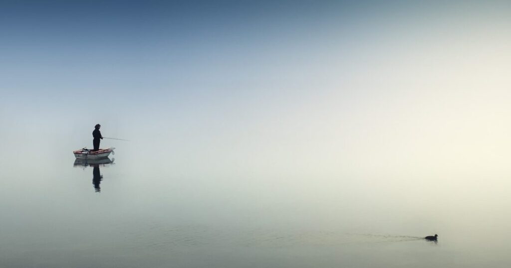 競争の激しい中国市場を避けブルーオーシャン戦略をとるイメージ